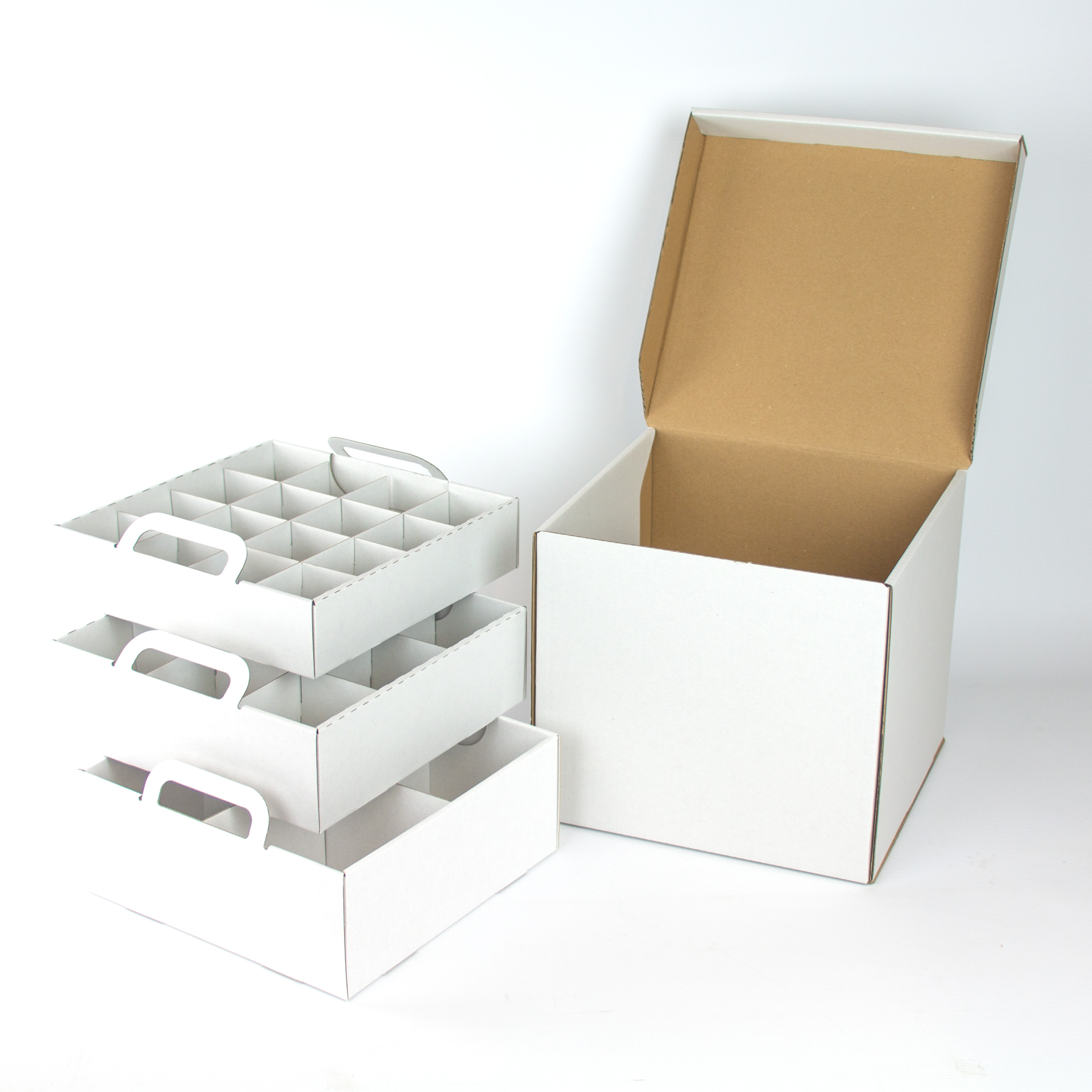 Box für Weihnachtskugeln in verschiedenen Größen